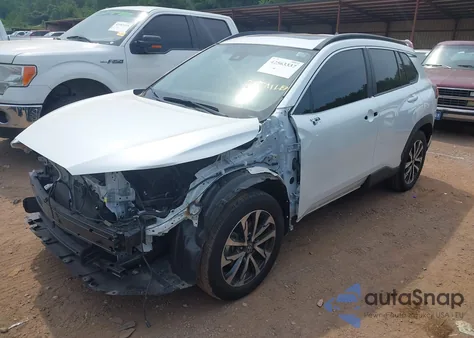 2022 Toyota Corolla Cross Xle from USA, damaged, VIN 7MUDAABG0NV027076